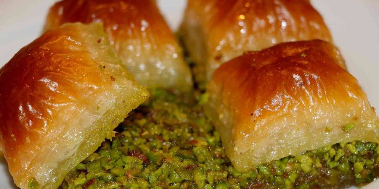 Gündemden düşmeyen baklava diyet listelerinde yer almıyor
