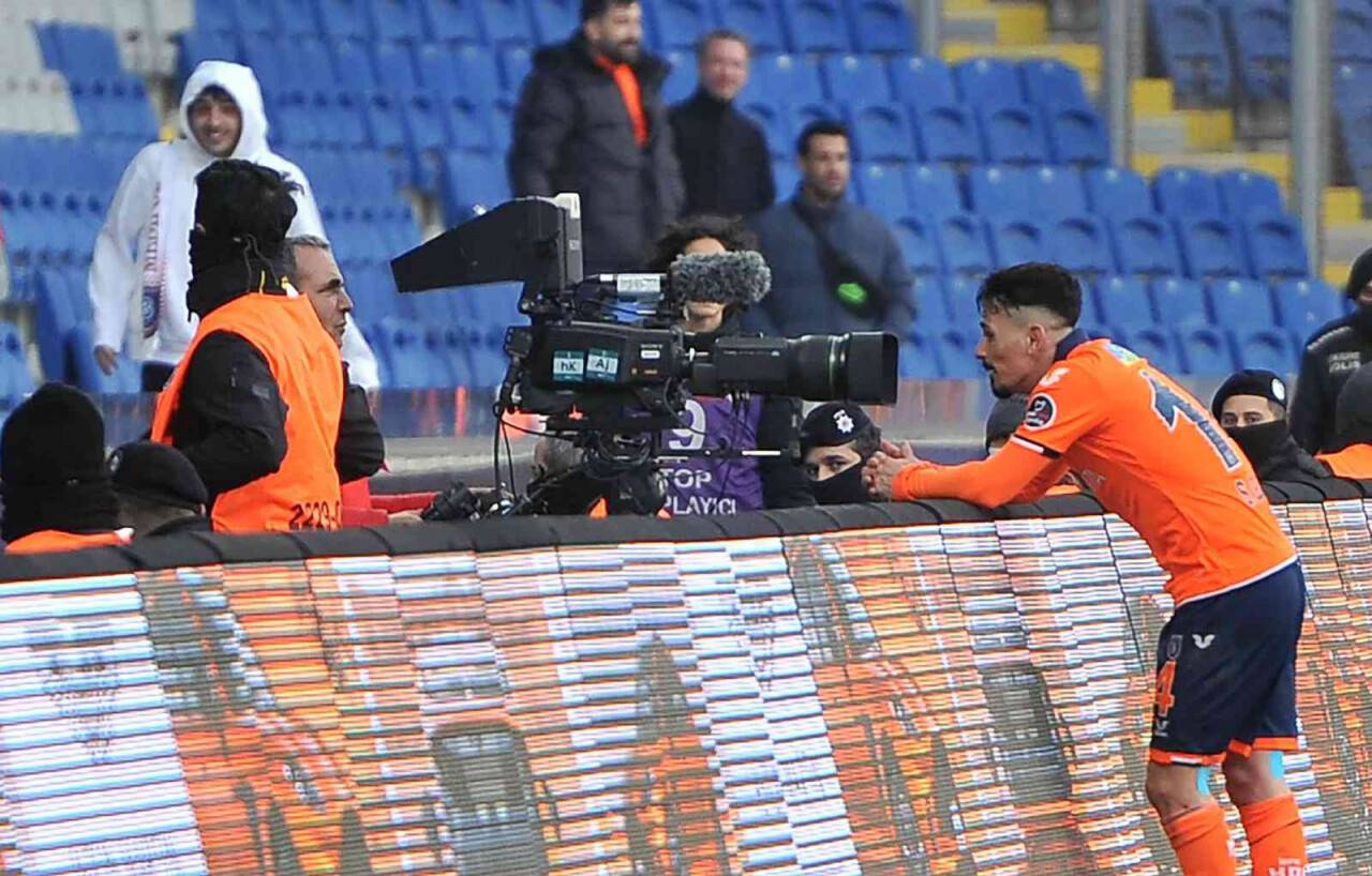 Başakşehir’e 3 puanı yeni transferleri getirdi