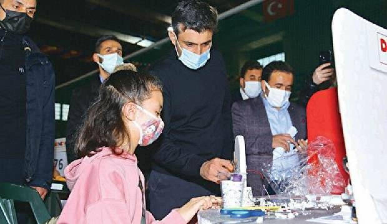 T3 Vakfı 11 bin öğrenciye 3 yıl eğitim verecek