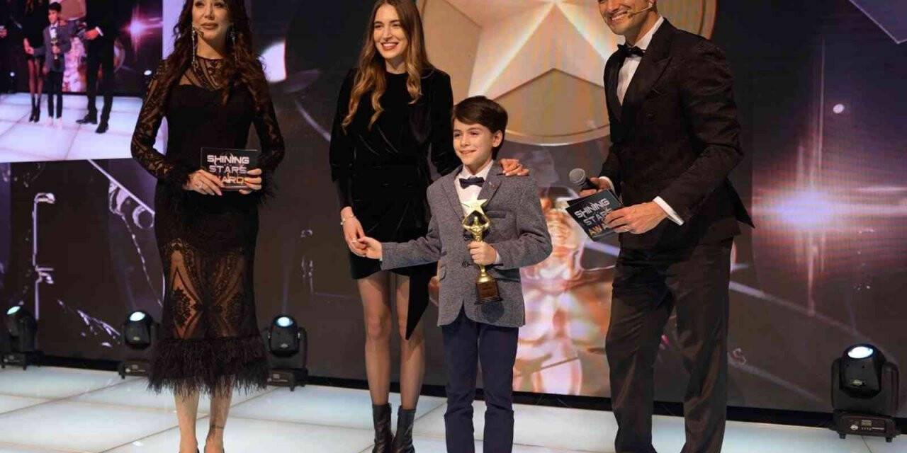 “Shining Stars Awards” Türkiye’nin Parlayan Yıldızları Ödülleri sahiplerini buldu
