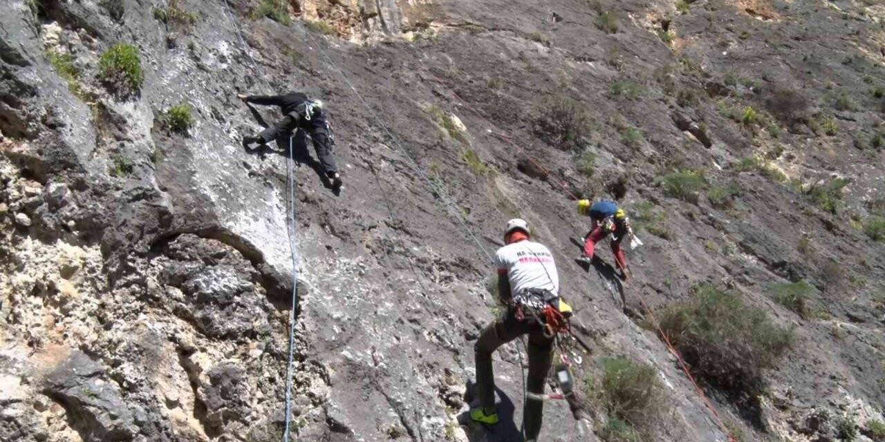 Türk tarihinin sembol isimleri dağcılık rotasında yaşayacak