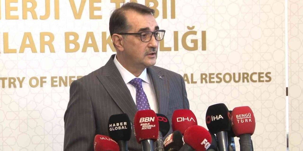 Bakan Dönmez: “(Kılıçdaroğlu’nun fatura açıklaması) Ahlaki ve insani değerden nasibini almayan siyasi bir tarz”
