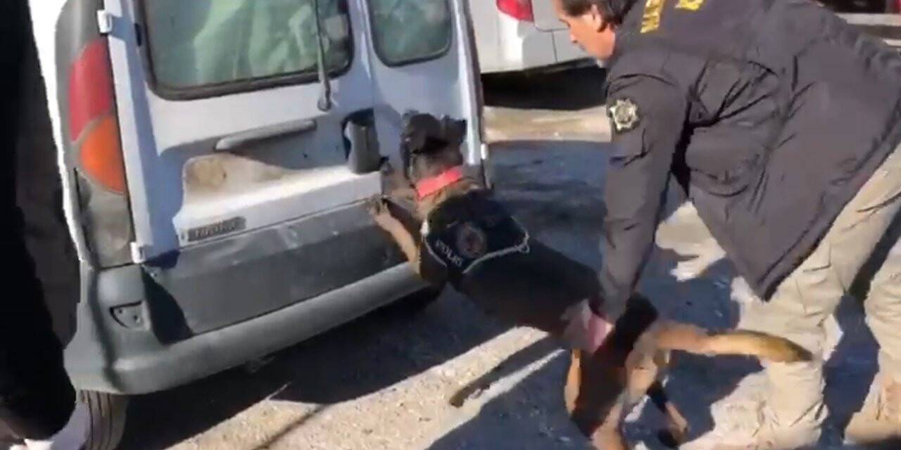 TEM’de durdurulan araçta 115 kilogram uyuşturucu madde ele geçirildi