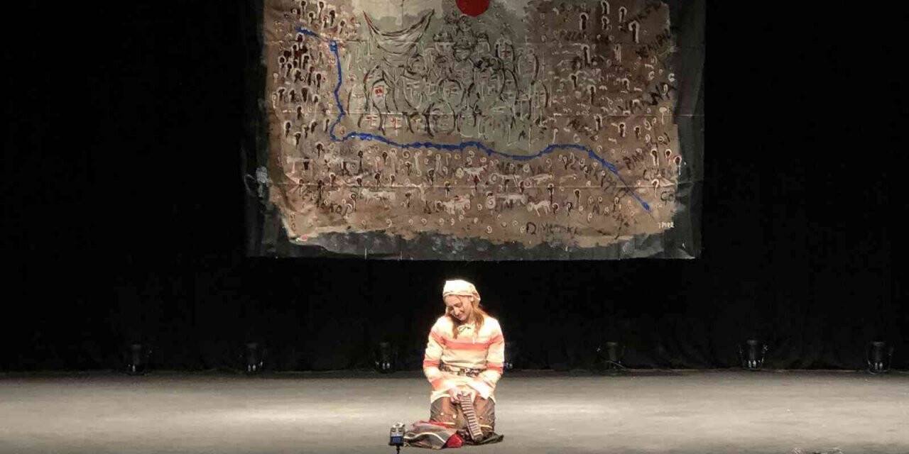 "Ah Tuna Vah Tuna" tiyatro oyunu Esenler’de seyircisiyle buluştu