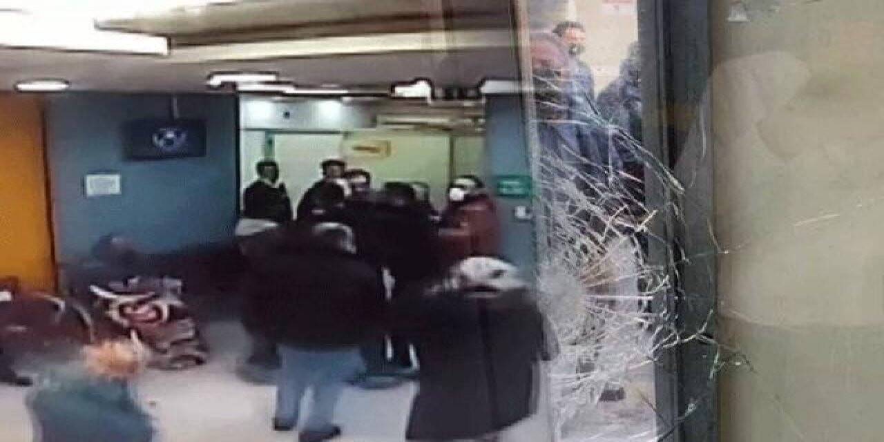 Sağlık çalışanlarını darbeden 4 kişi tutuklandı