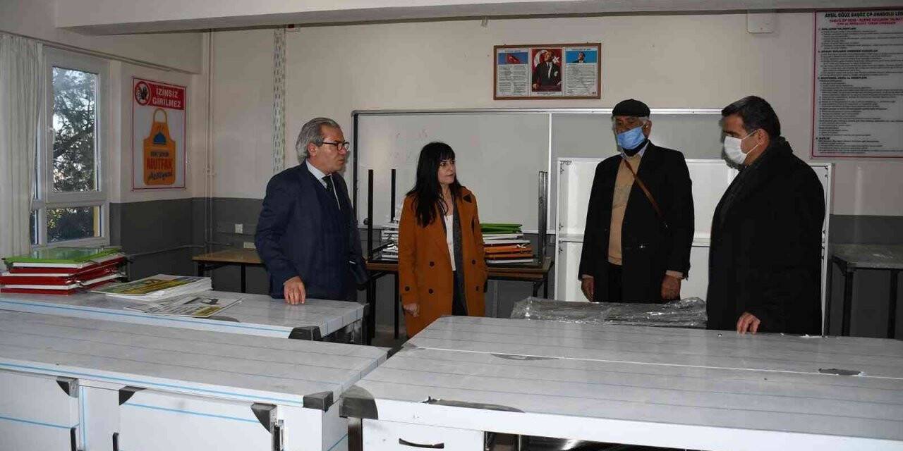 Kuşadası Belediyesi’nden eğitim kurumlarına tam destek