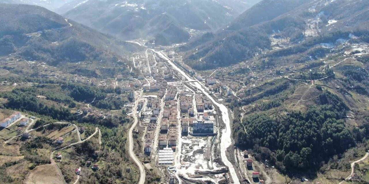 Sel felaketini yaşayan Bozkurt yeniden inşa ediliyor