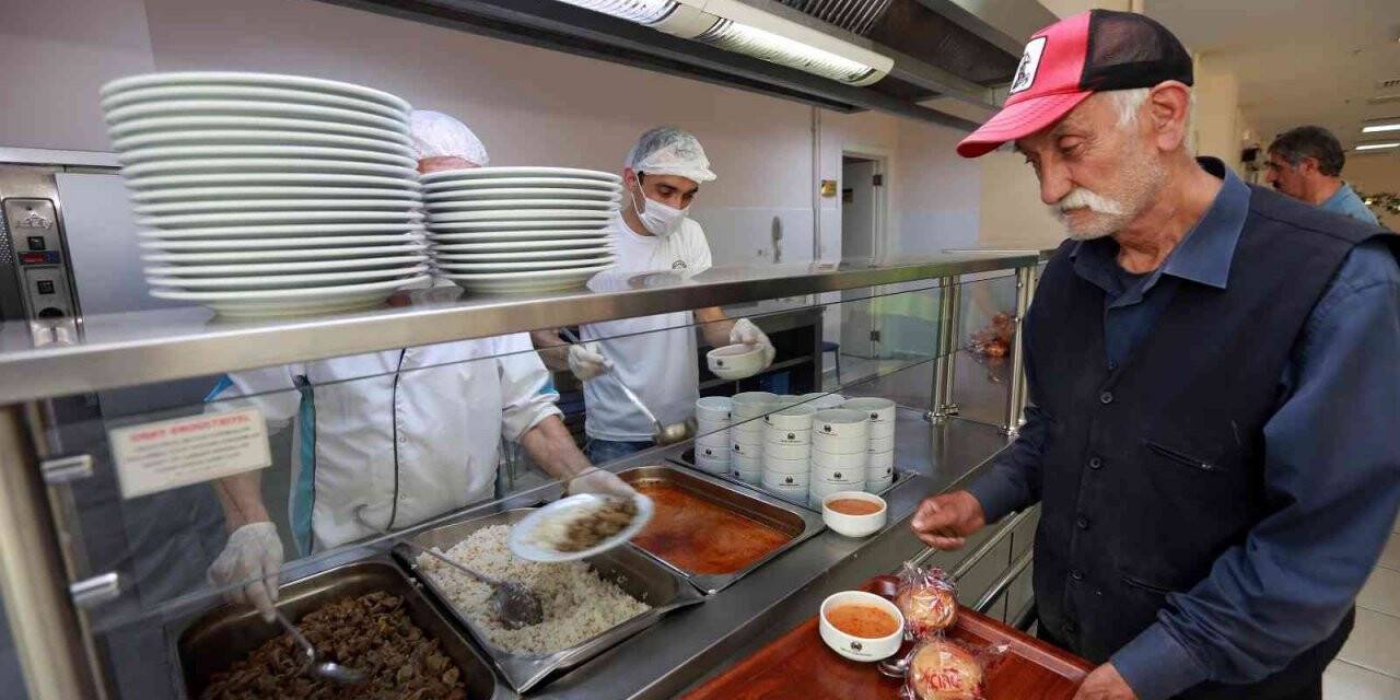 Yenimahalle Belediye Başkanı Fethi Yaşar: