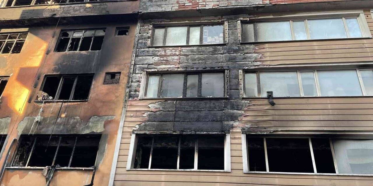 Güngören’de 4 işçinin öldüğü yangında olay yerinde incelemeler sürüyor