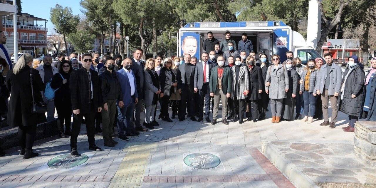 AK Parti, karınca modeli çalışma programına Tire’den devam etti