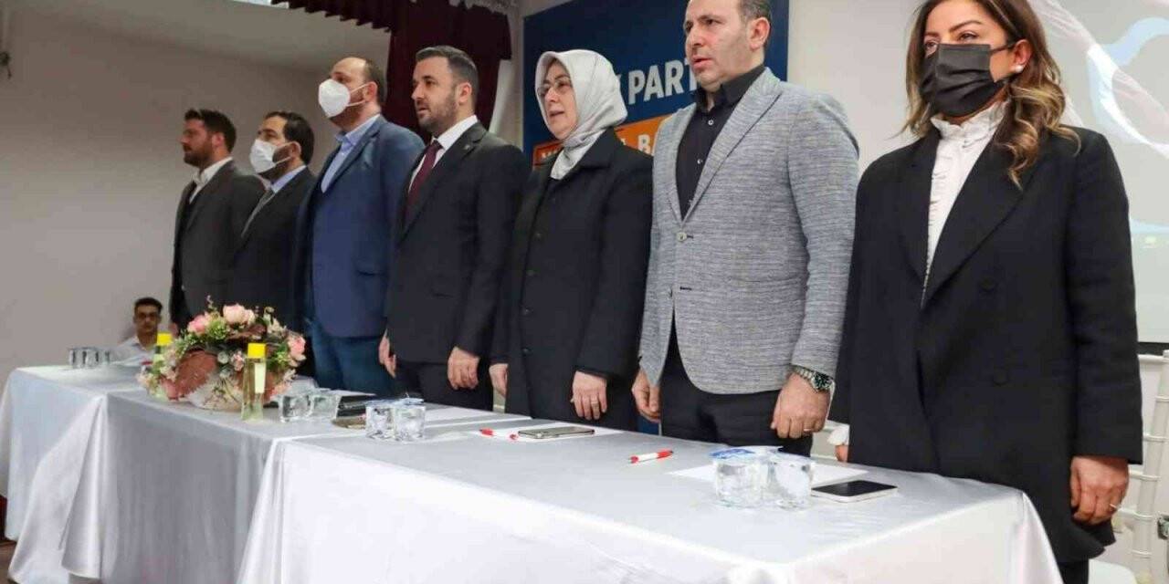 AK Parti İl Danışma Meclisi Çiftlikköy’de yapıldı
