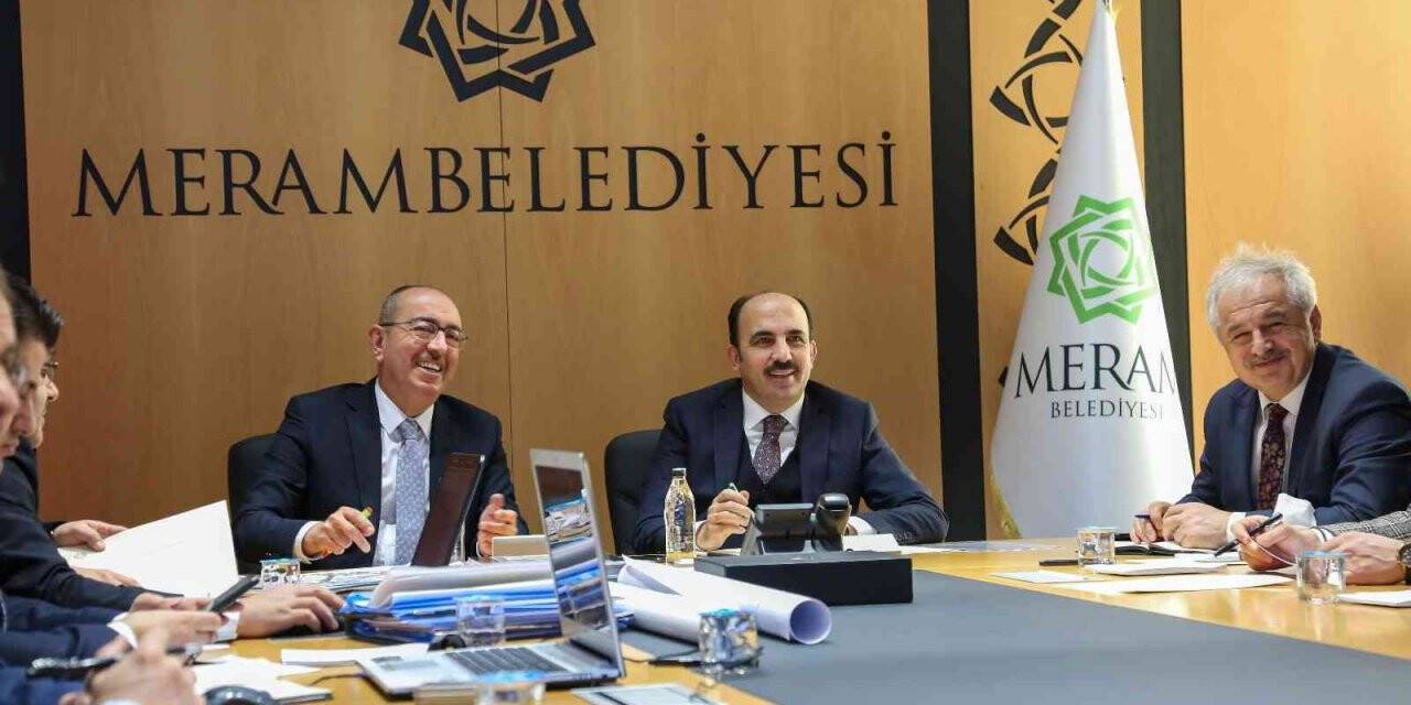 Başkan Altay ve Başkan Kavuş, Meram’ın 2022 projeleri için buluştu