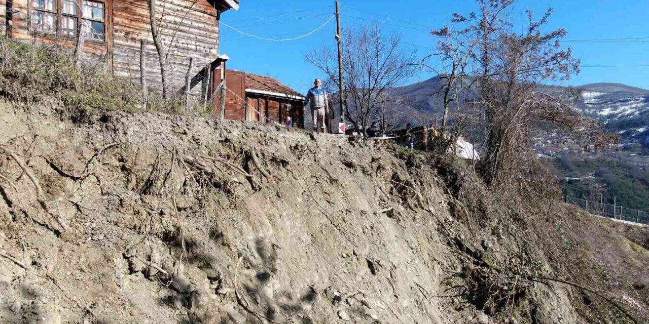 Karadeniz’de heyelan korkusu