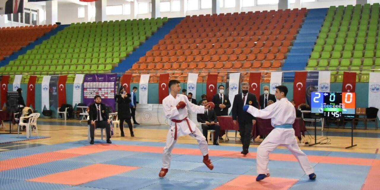 Elazığ’da okul sporları müsabakaları başladı