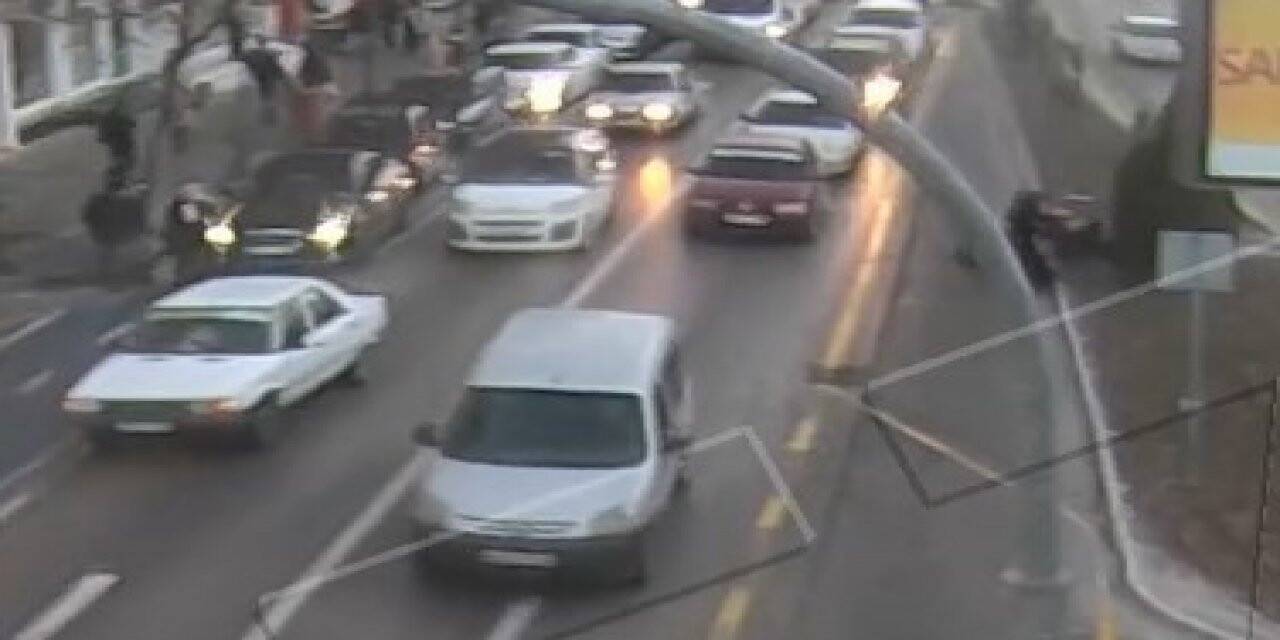 Isparta’da motosiklet kadına çarptı
