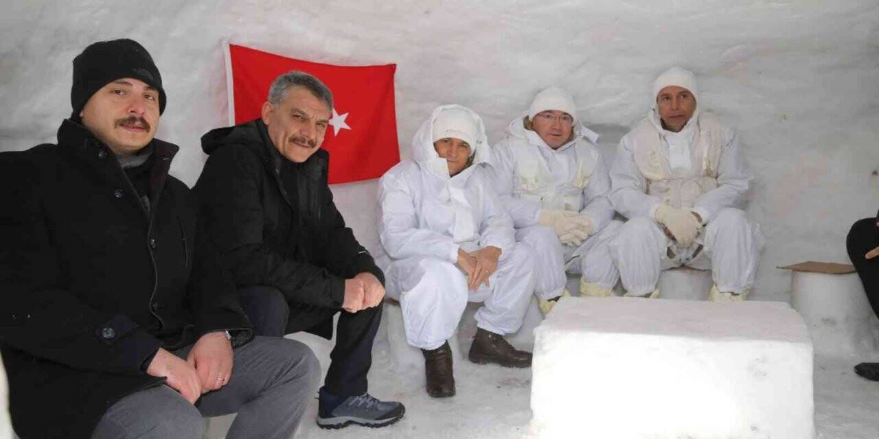 Jandarma Genel Komutanı Çetin, Tunceli’de üs bölgesini ziyaret etti