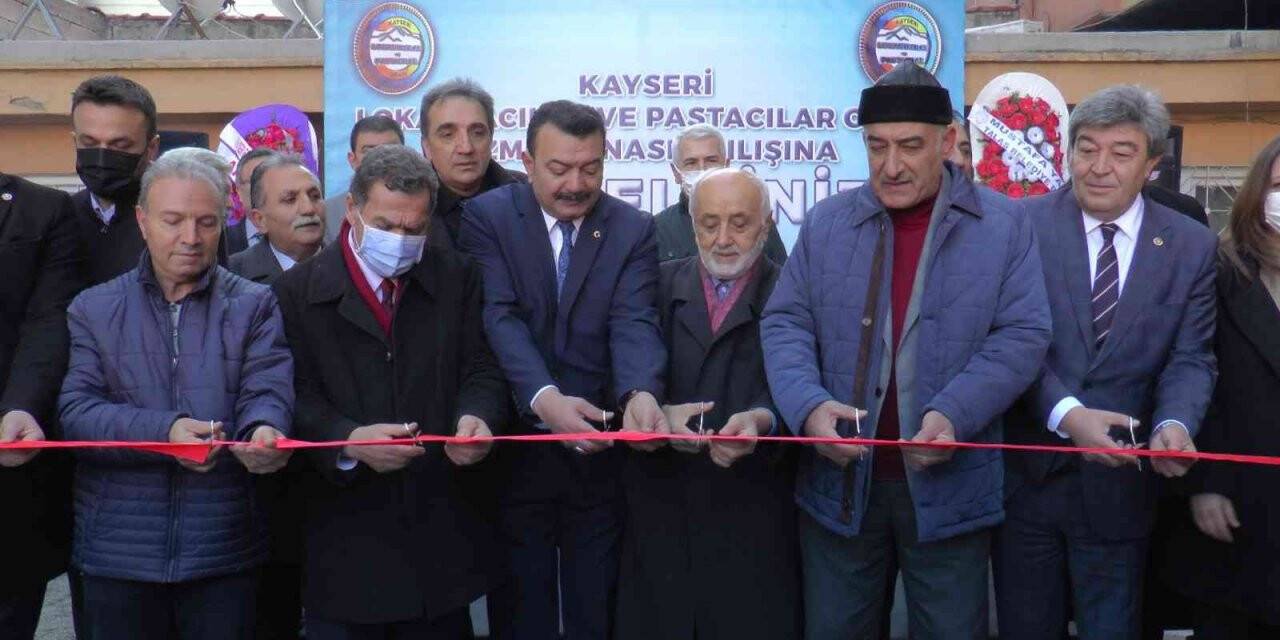 Lokantacılar ve Pastacılar Odası yeni binasına taşındı