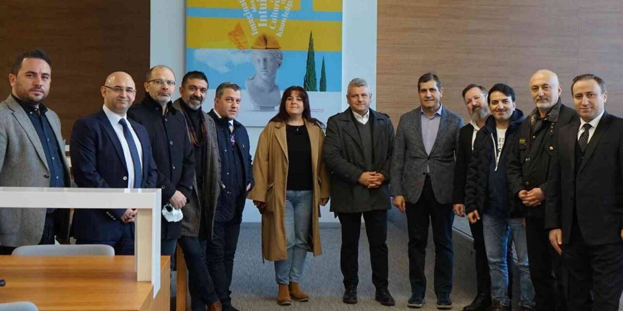 Radyocular Atlas Üniversitesi’nde buluştu