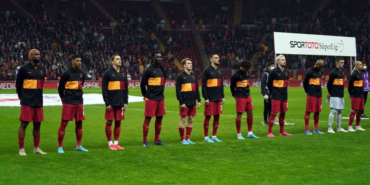 Galatasaray’da 3 değişiklik
