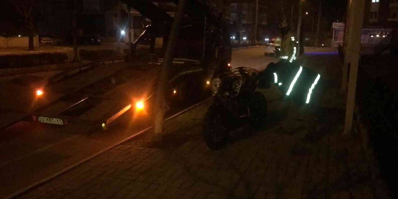 Edirne’de otomobille çarpışan motosiklet sürücüsü yaralandı