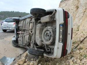 Mersin'de trafik kazaları: 1 ölü, 3 yaralı