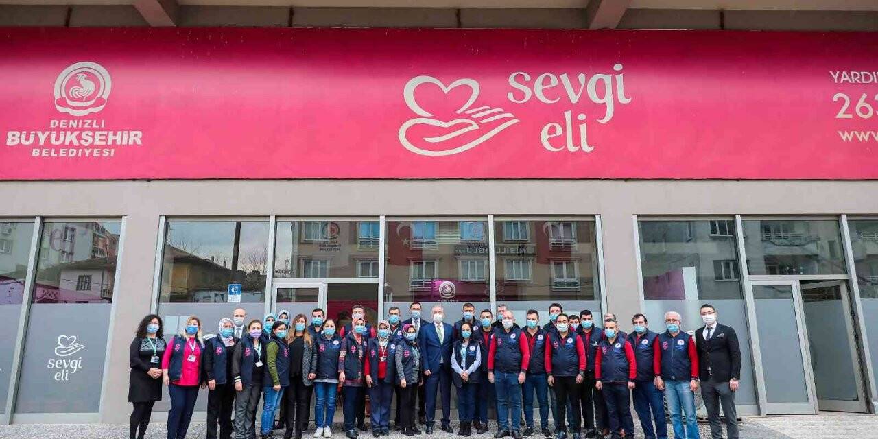 Hayırseverlerden ihtiyaç sahiplerine sevgi eli