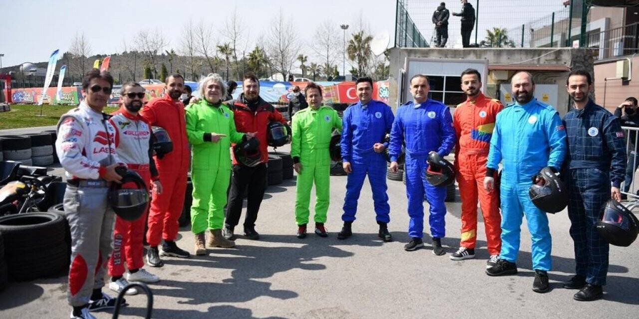 Tuzla Belediye Başkanı Yazıcı: "Programları ile renk katan radyocular iyi ki varsınız"