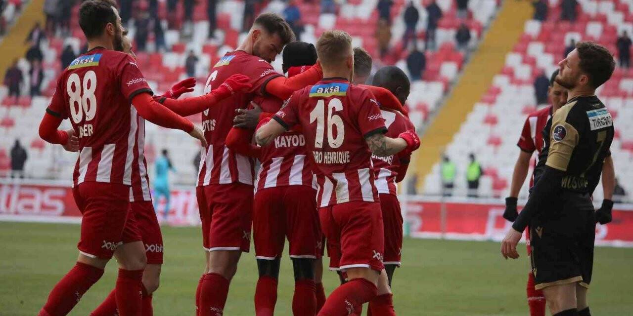 Sivasspor ligde 8. galibiyetini aldı