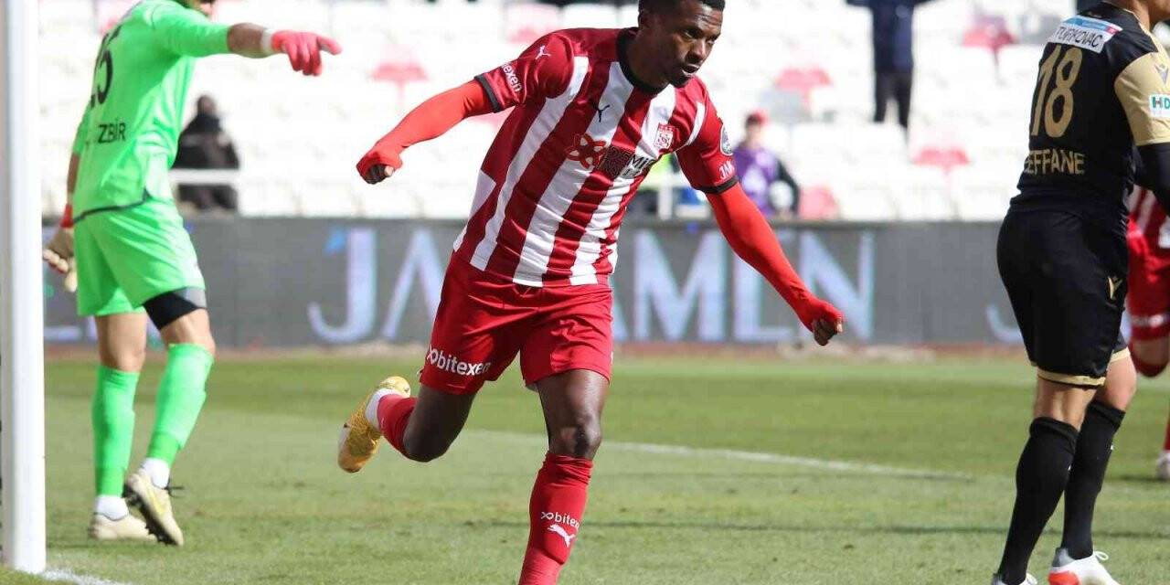 Olarenwaju Kayode, ligdeki gol sayısını 4’e yükseltti