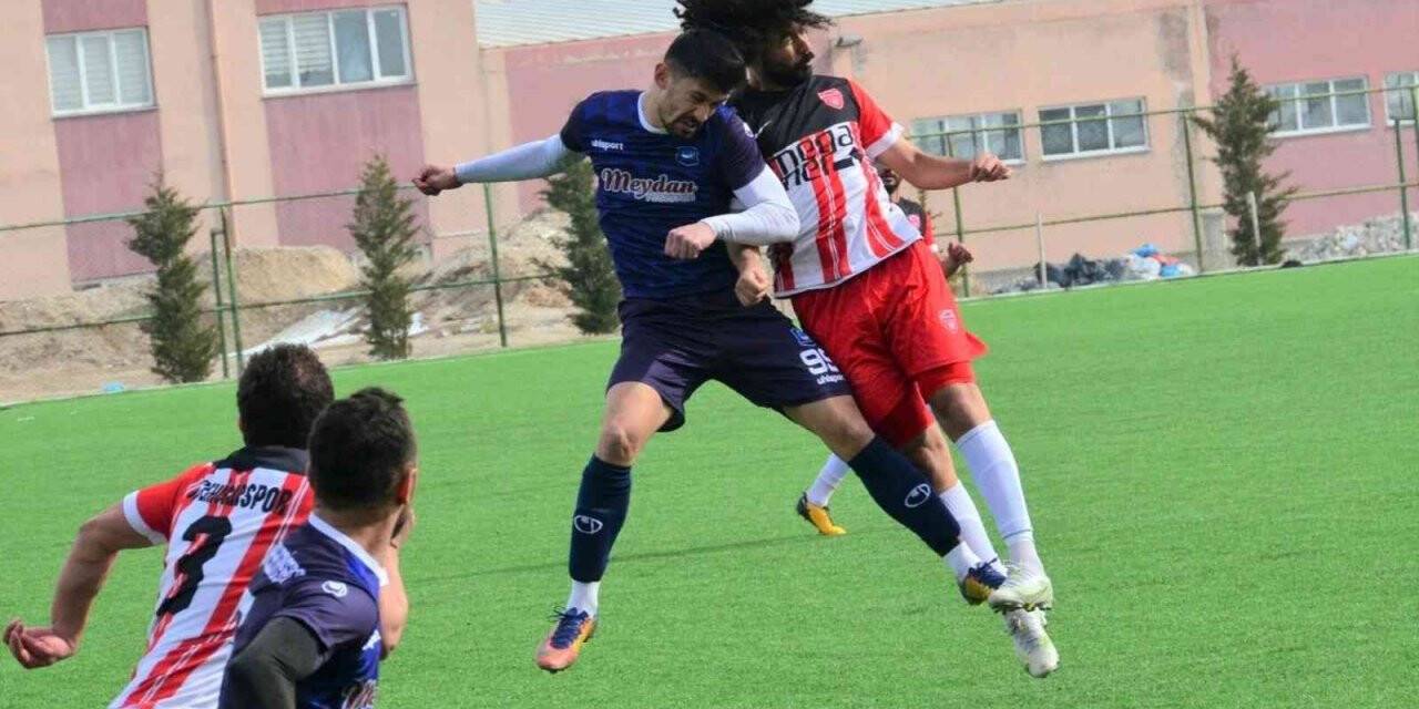 Yunusemre Belediyespor, İscehisar’ı farklı geçti