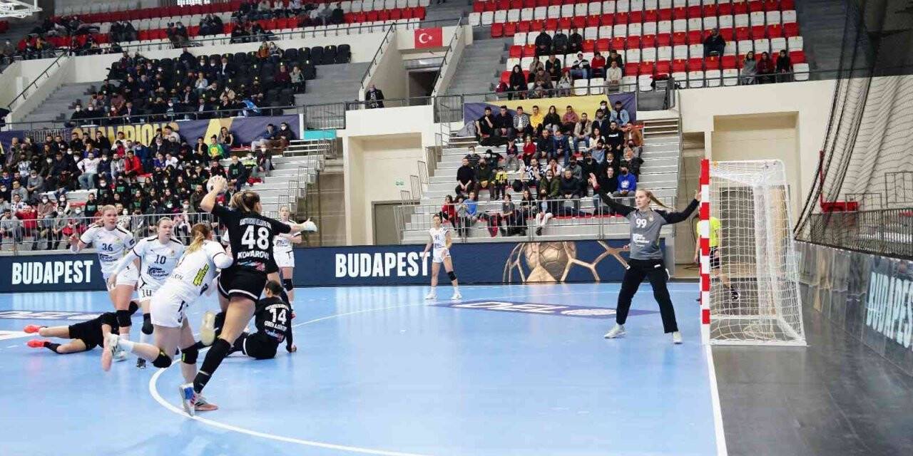 EHF Kadınlar Şampiyonlar Ligi: Kastamonu Belediyespor: 29 - CSKA Moskova: 31