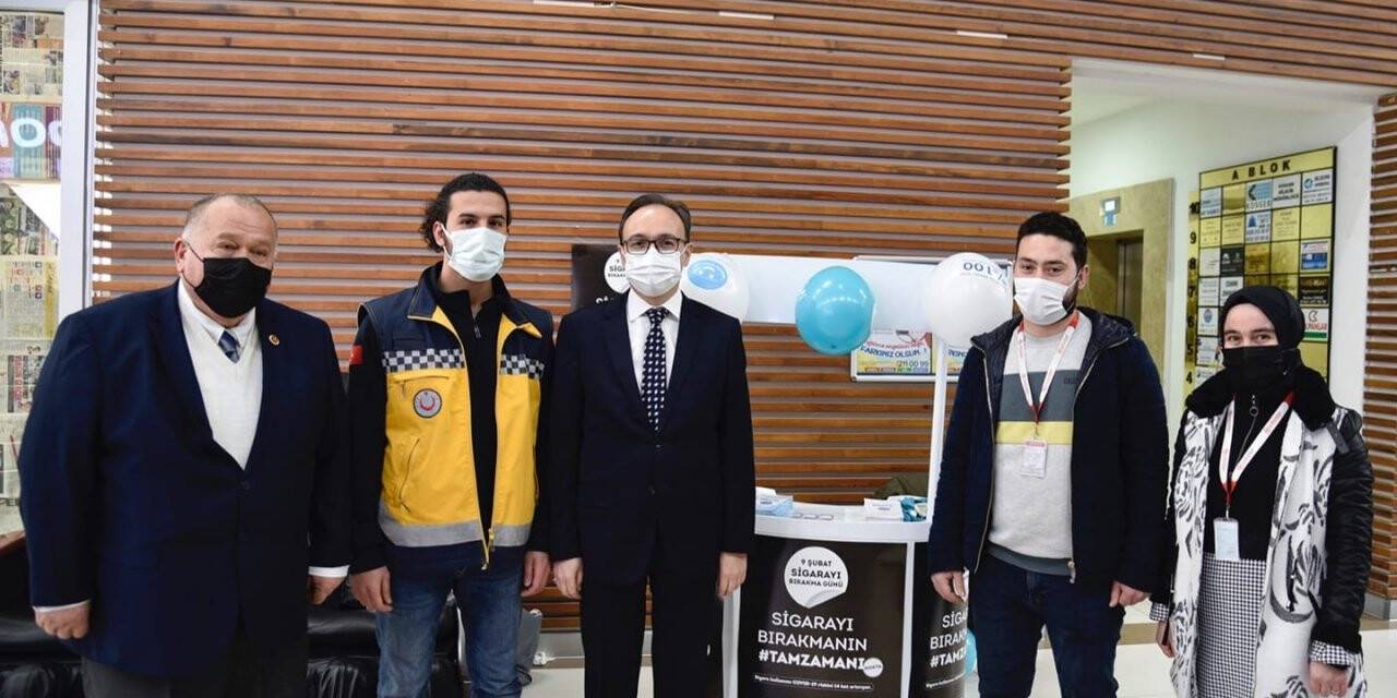 İl Sağlık Müdürlüğü personelleri Sigara Bırakma Günü’nde sahaya indi