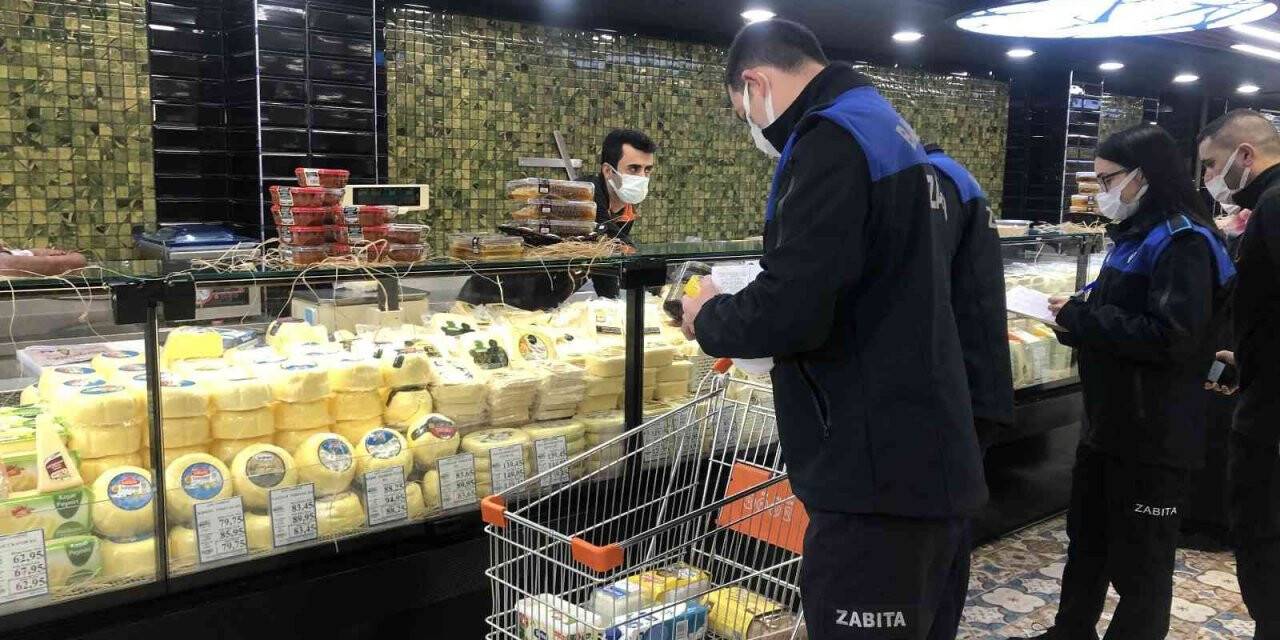 KDV indirimi sonrası zabıta ekipleri marketlerde denetim gerçekleştirdi