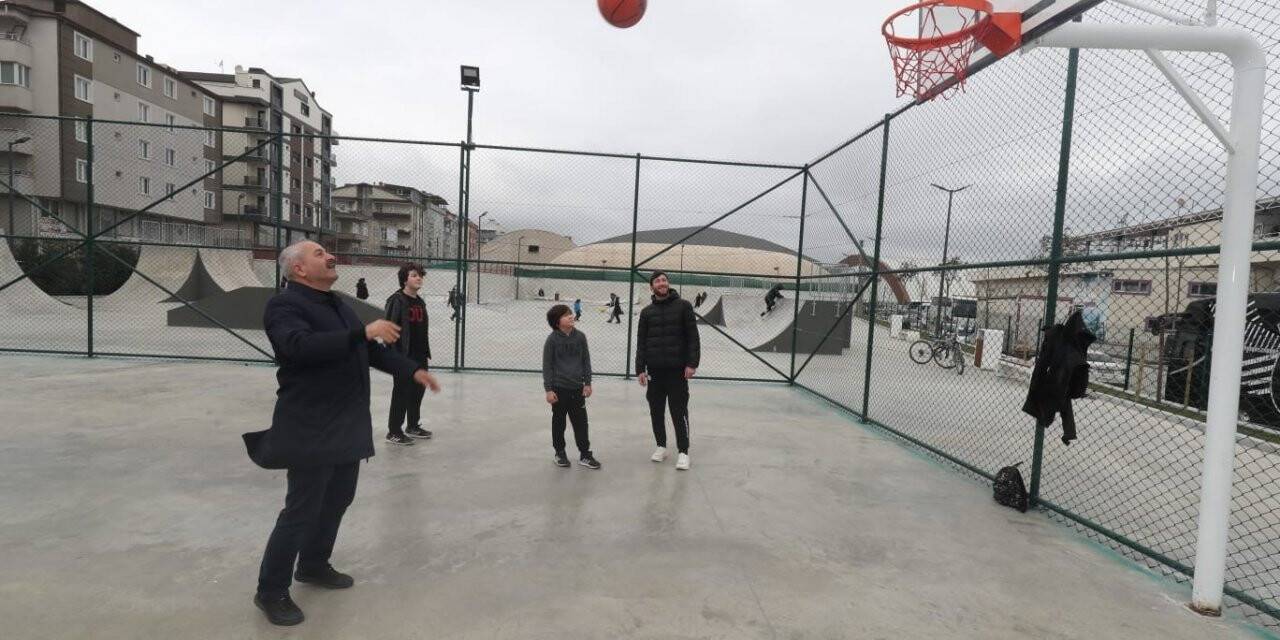 Başkan Büyükgöz, gününü gençlere ayırdı