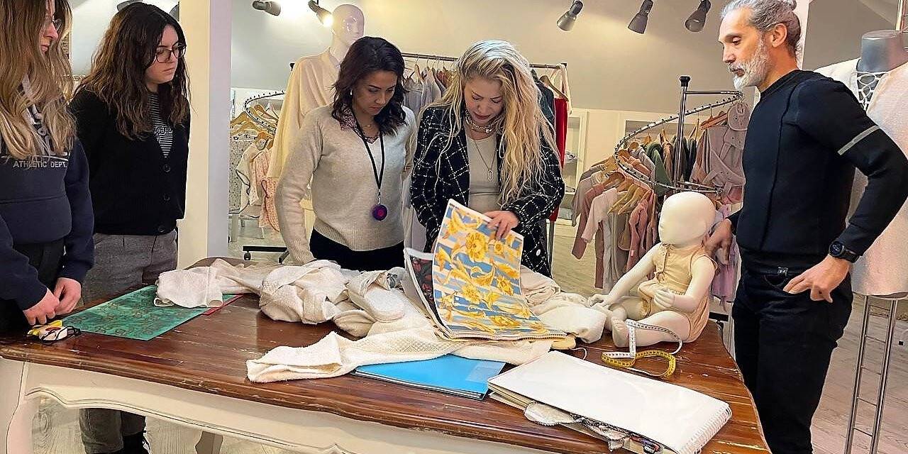 En akademik koleksiyon, ilkbahar yaza damga vuracak