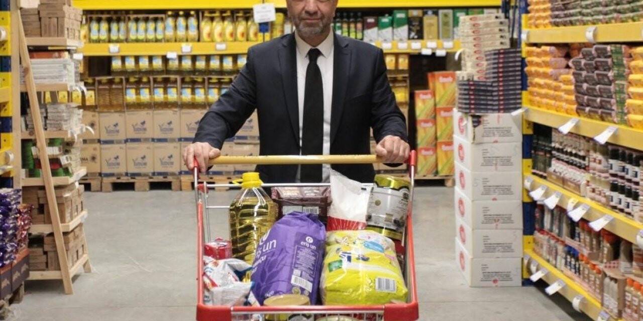 Yerel zincir marketler, KDV indirimini yansıtmaya başladı