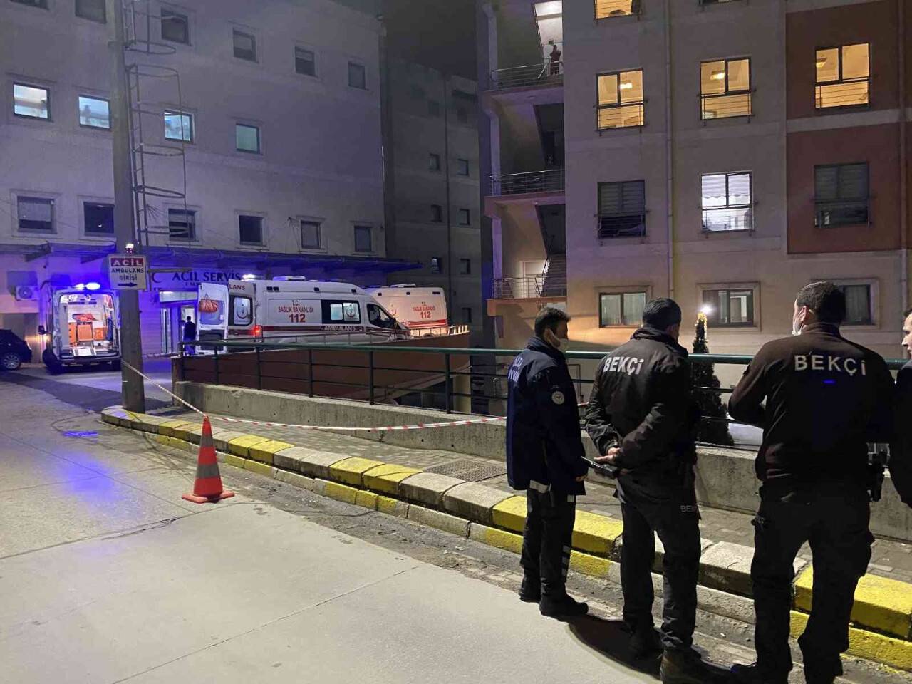 Hastane bahçesinde husumetlisini yaralayan şüpheli yakalandı