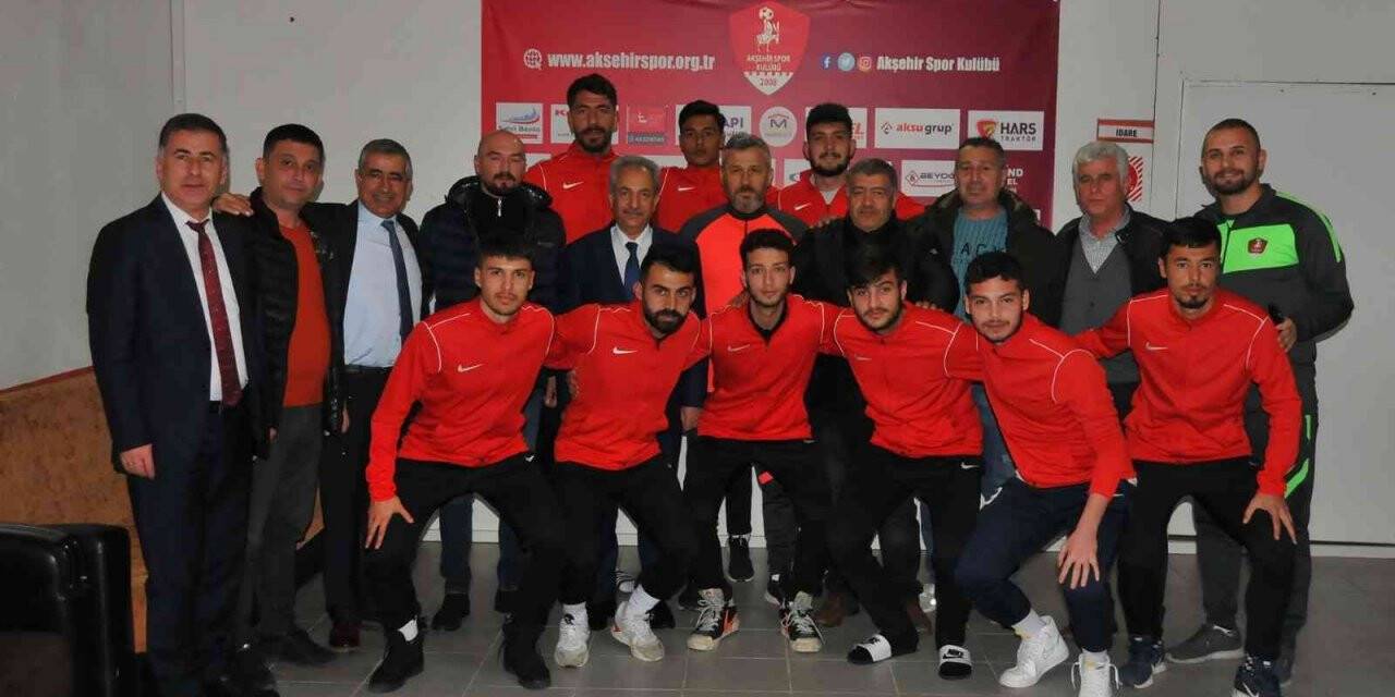 Akşehirpor yeni teknik direktörü ve yeni transferleriyle iddialı geliyor