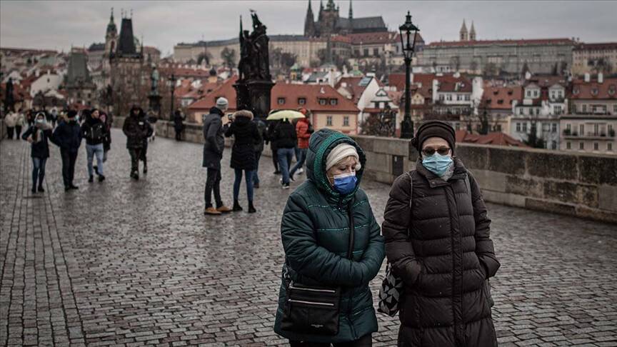 Avrupa'nın doğusunda Kovid-19 vakaları 2 haftada ikiye katlandı