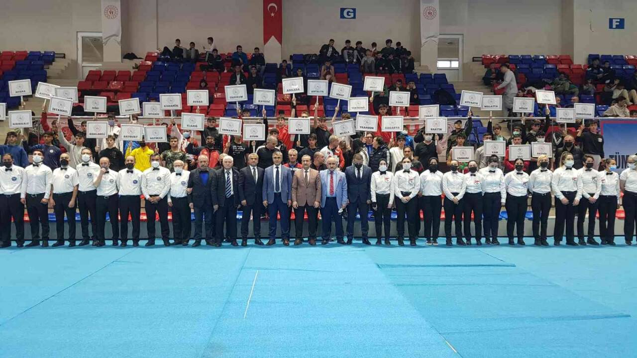 Genç Erkekler Türkiye Boks Şampiyonası Karabük’te başladı