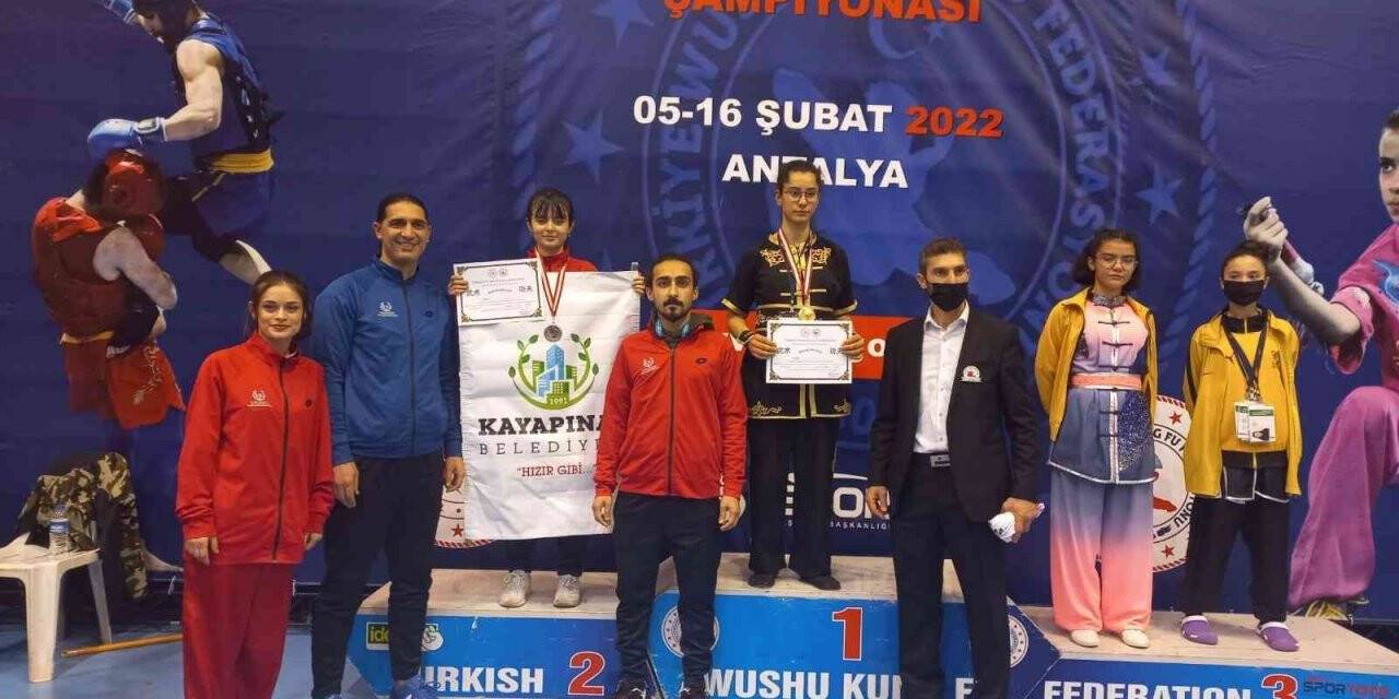 Kayapınarlı wushu sporcuları Antalya’dan ödüllerle döndü