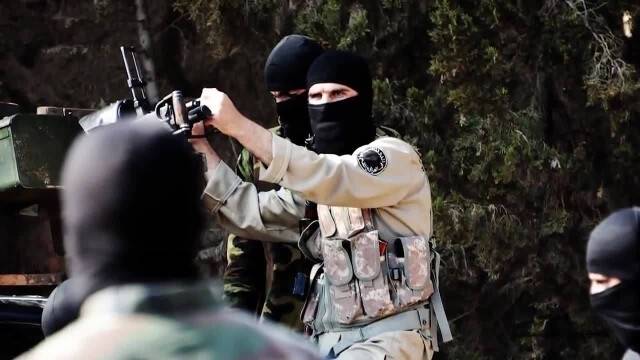 IRAK'TA ÜNİVERSİTE'YE KANLI BASKIN