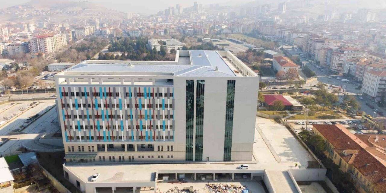 Malatya yeni bir hastaneye daha kavuştu