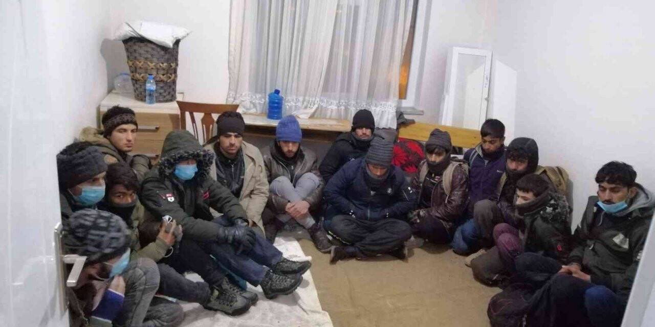Van’da bir evde 55 kaçak göçmen yakalandı