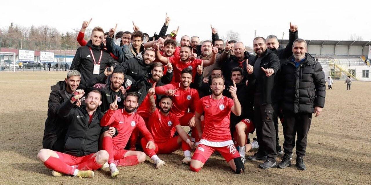 Sincan Belediyespor adım adım şampiyonluğa gidiyor