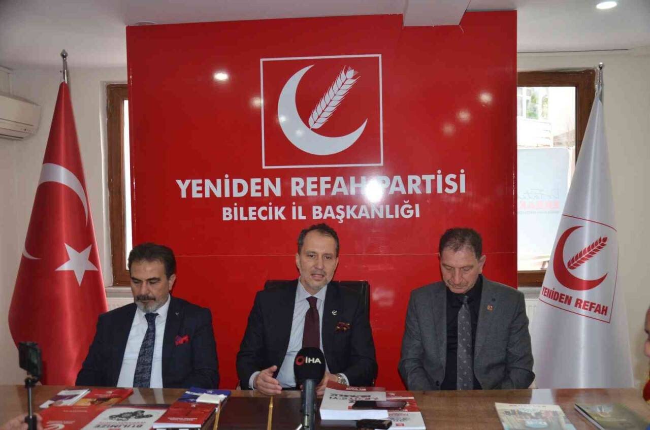 Erbakan: "Bu ülkenin ekilip biçilmeyen bir karış verimli toprağı kalmasın"