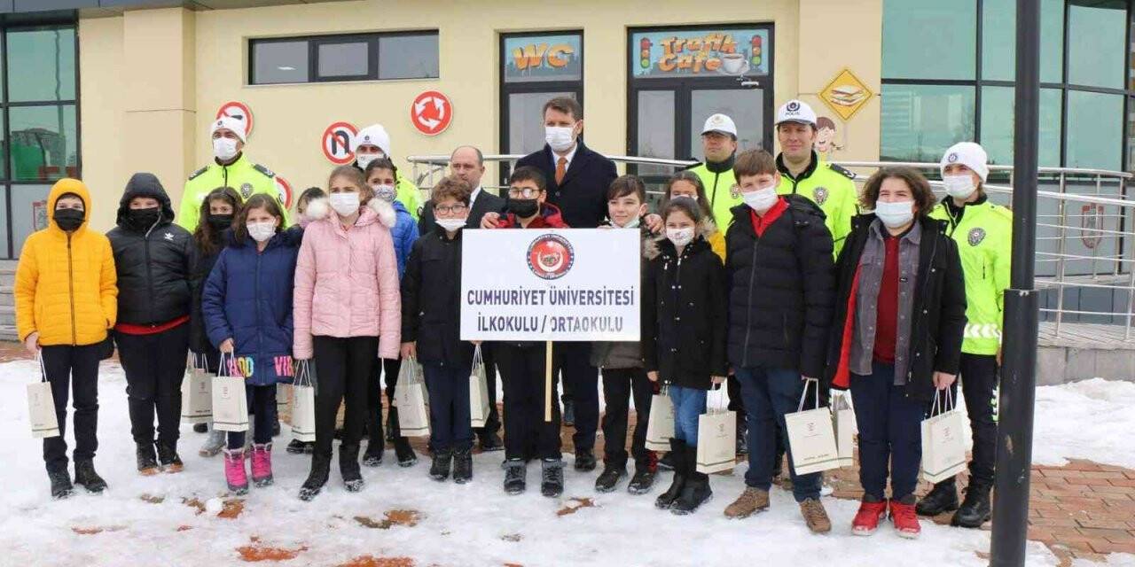 Ayhan: “Trafikte saygıyı eğlenerek öğreniyorlar”