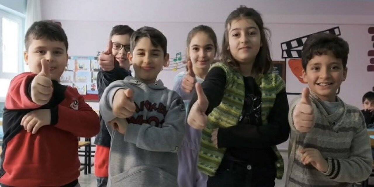 “Kitaplığımızı Biz Yaptık İçini Beraber Dolduralım” kampanyasına destek istendi