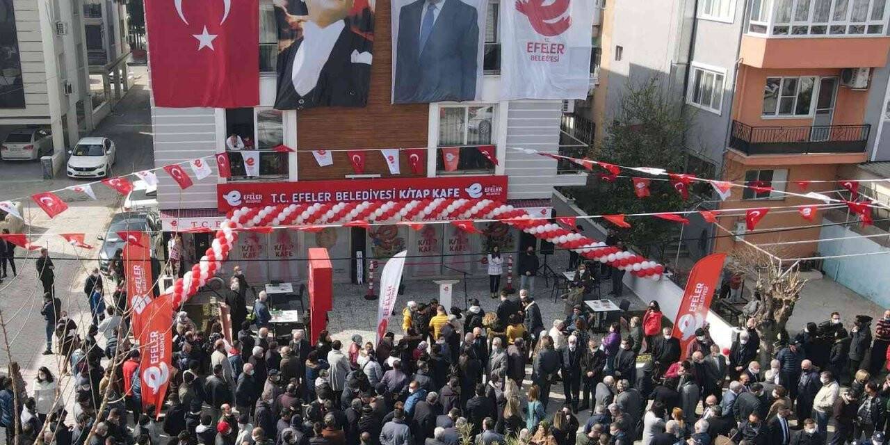 Efeler’in 4’üncü Kitap Kafesi Ata Mahallesi’nde açıldı