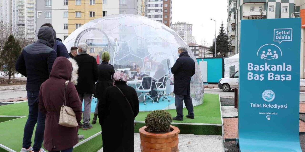 Şeffaf Oda’da renkli görüntüler